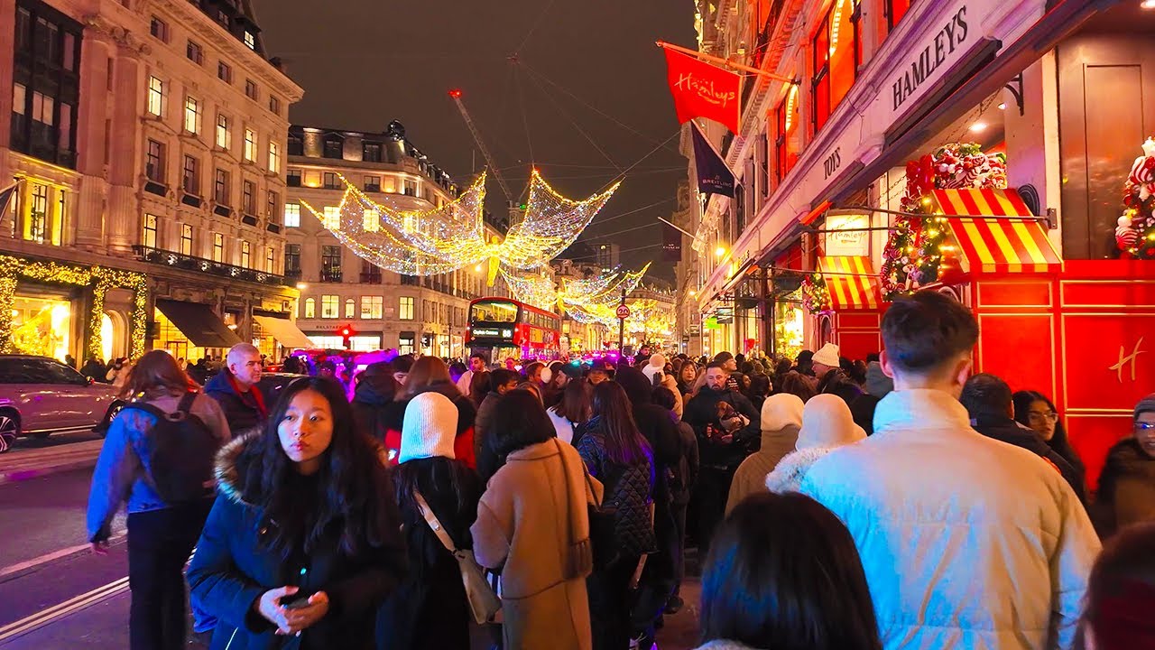 London Rush Hour Walk 2025 🇬🇧 | Christmas Chaos - Piccadilly Circus & Oxford Street | 4K
