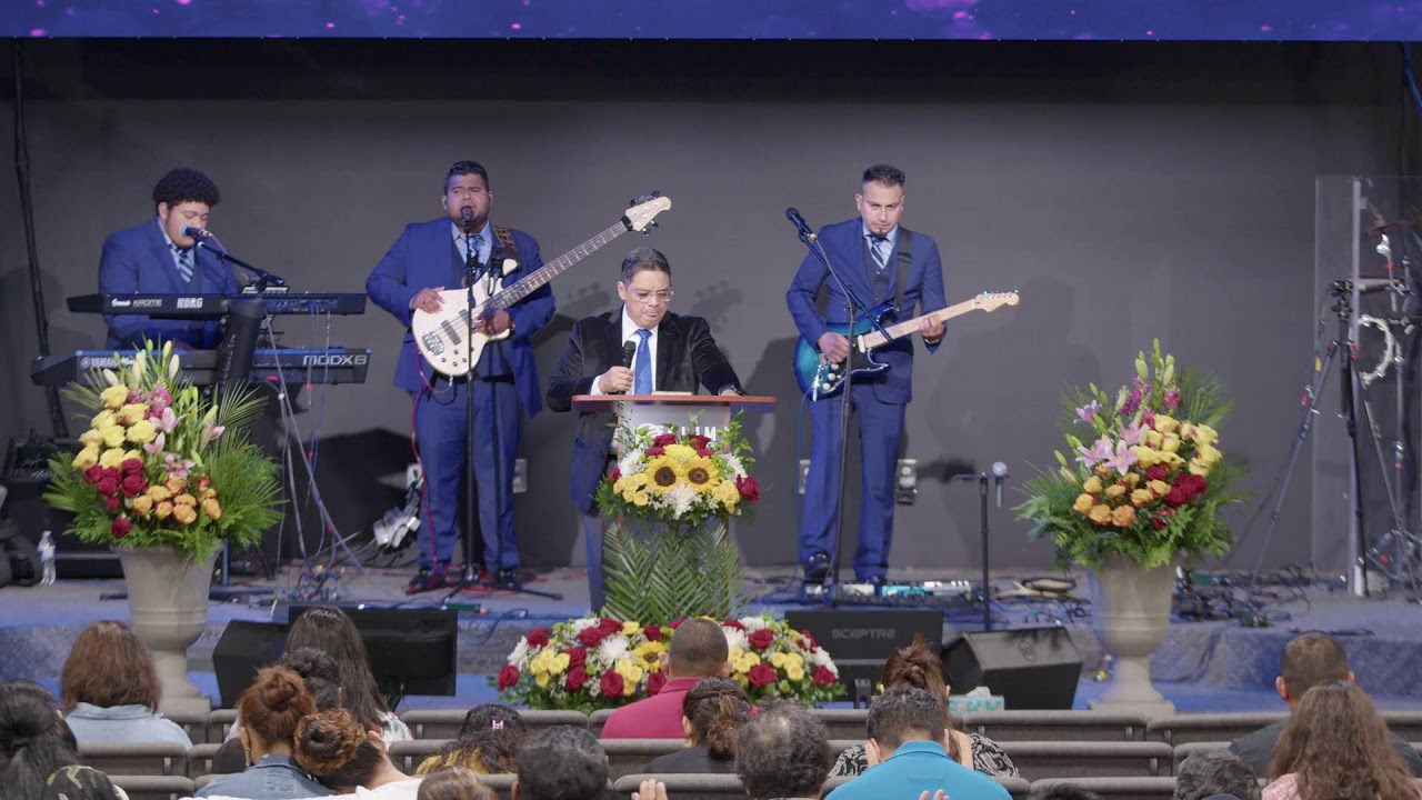 Grupo Remanente en una mañana de adoración a Dios!