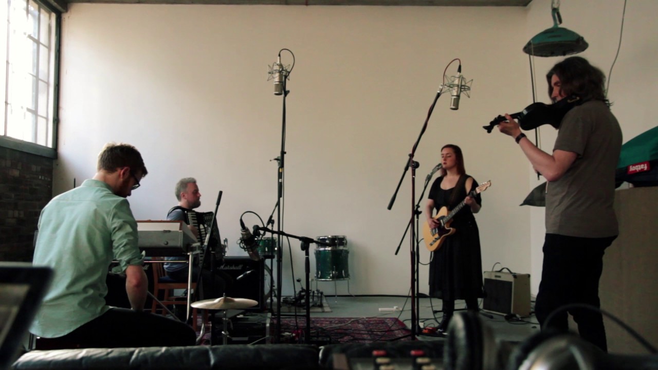 Storm the Palace - On Snowing (Toad Session)