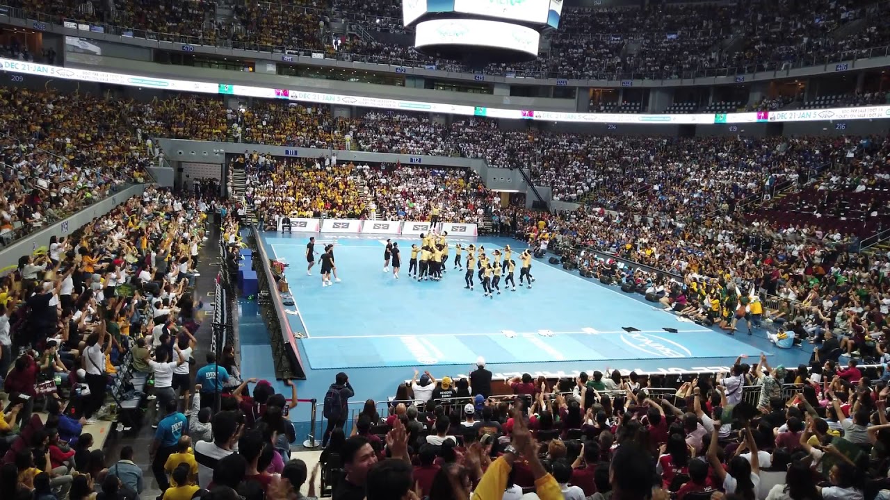 FEU Cheering Squad 2019【4K UHD】with crowd reaction - UAAP Cheerdance