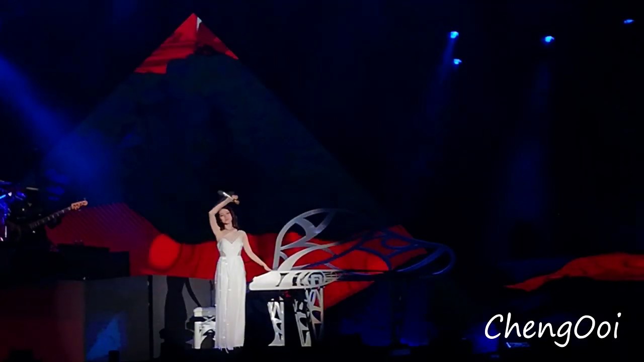 邓紫棋 GEM &mdash;&mdash;&mdash;后会无期 + Lupo Groinig ( Queen Of Hearts 世界巡回演唱会 马来西亚站 ）