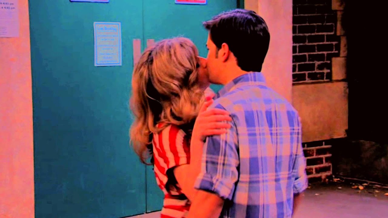 Sam&Freddie [just give me a reason] HBD Anna! ♥