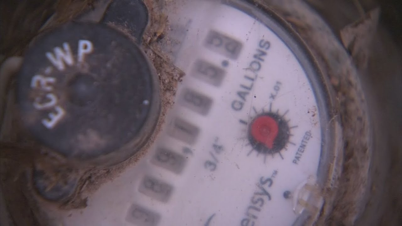 Johnson Utilities customer spots malfunctioning water meter