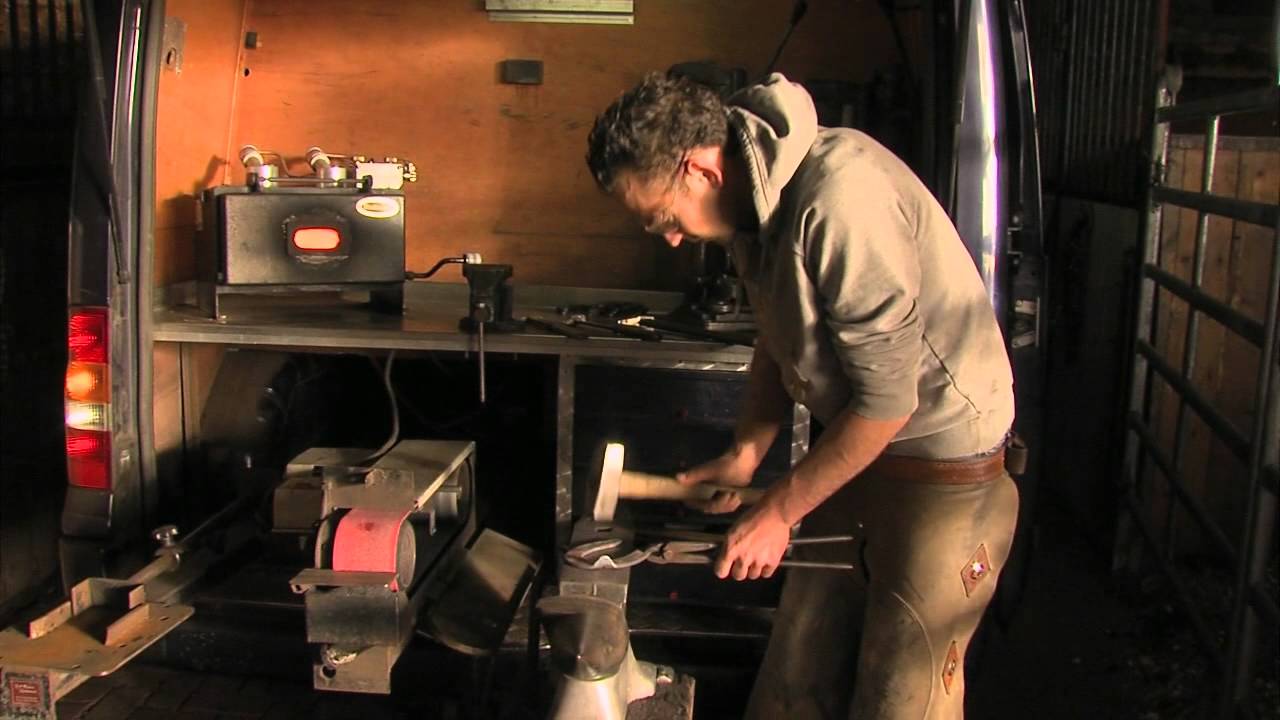 Hoefsmid / Farrier / Blacksmith