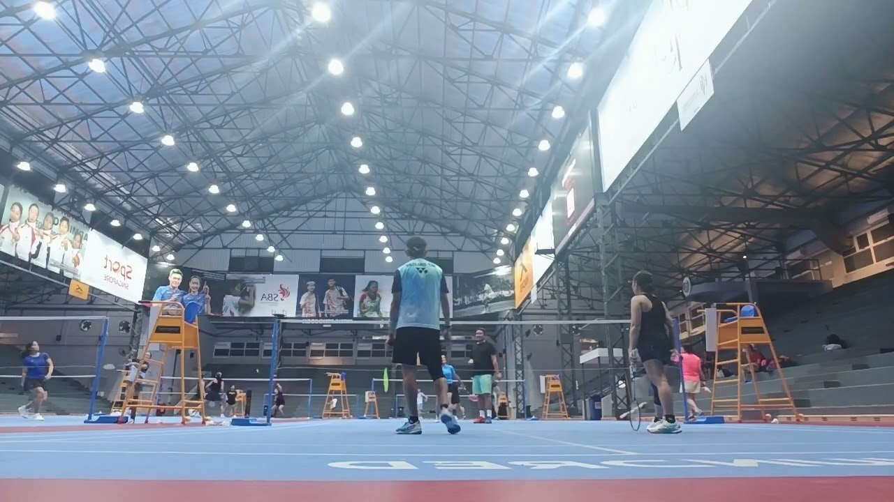 My fashion playing badminton with friends Mixed doubles at KFF badminton Arena Hall 🏸💪💪💪