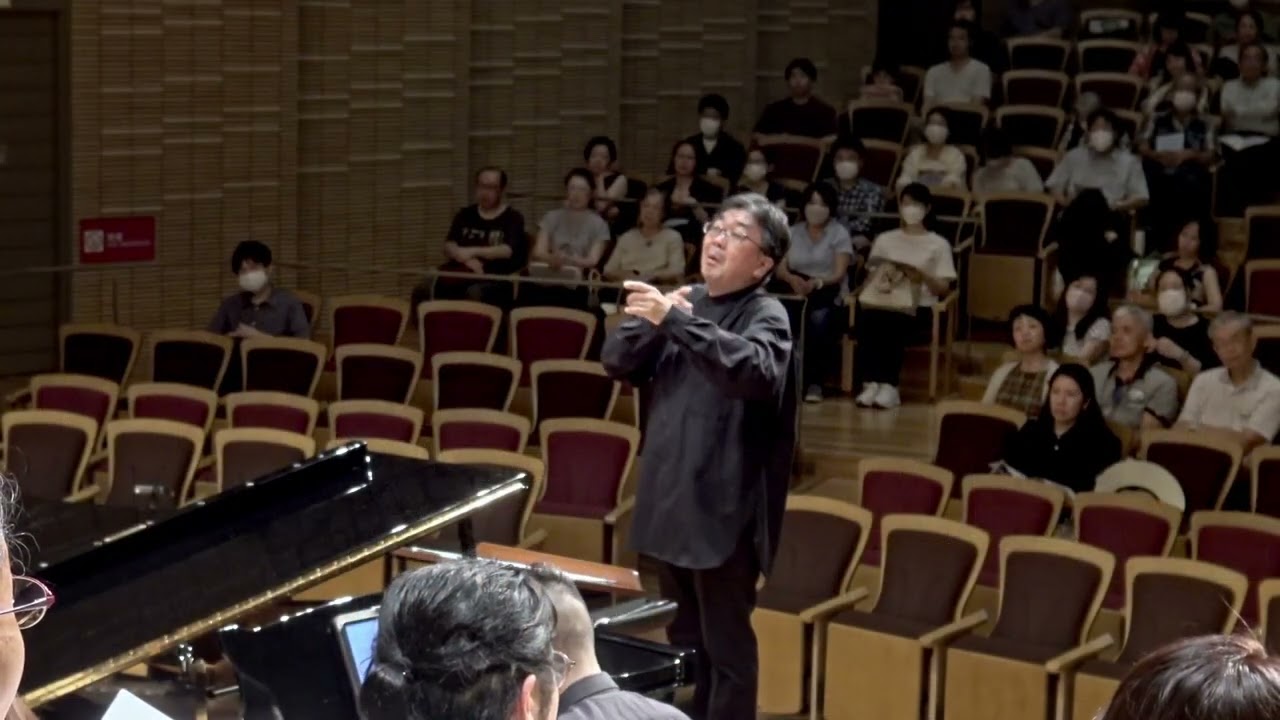 女声合唱とピアノのための『世界を歌う』より「睡蓮」