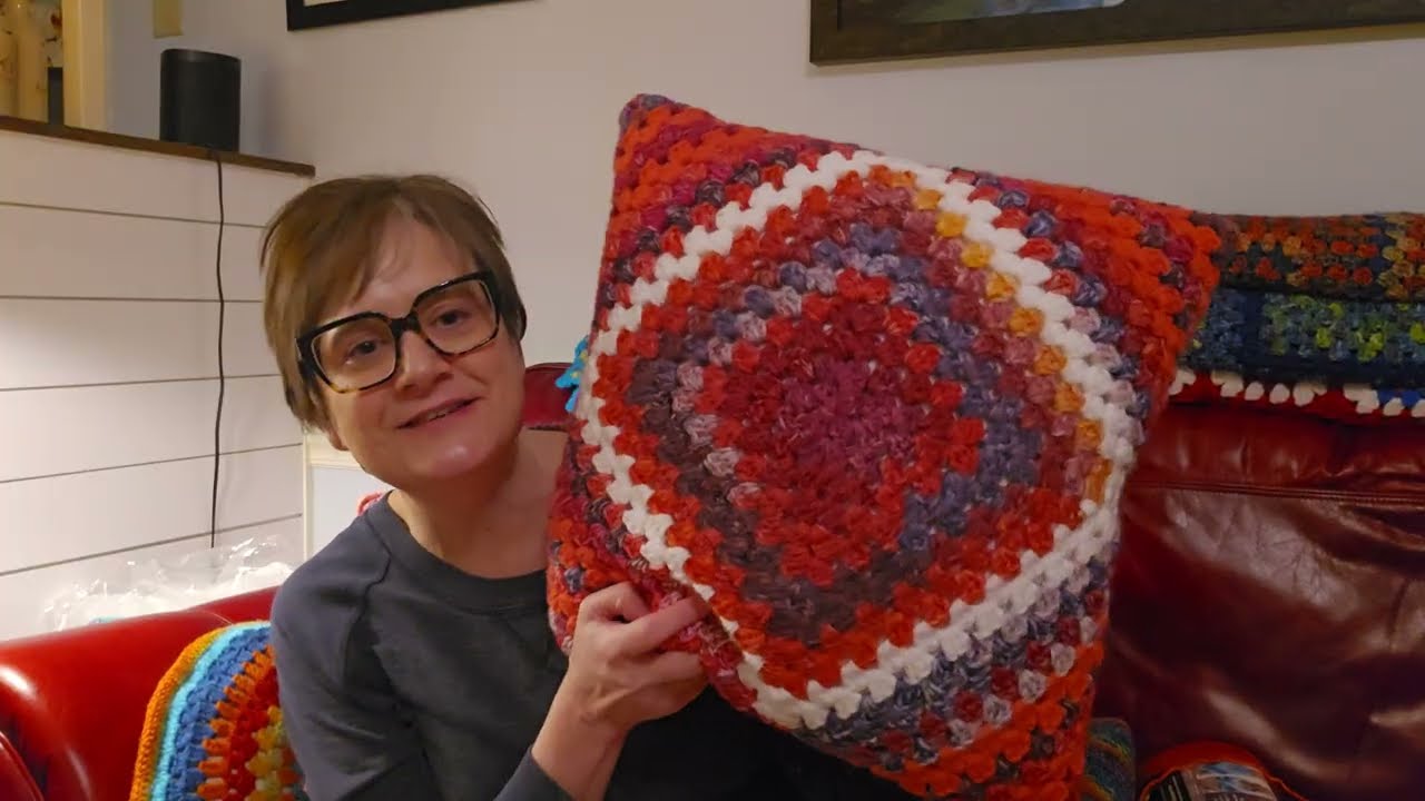 Эпизод 74: Red Heart Super Saver Bitty Stripes и новые проекты Ombre — Вязание спицами и крючком