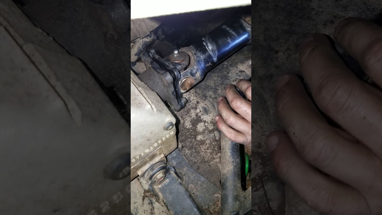 2008 Arctic Cat 1000 H2 barn find. Rear drive shaft removal