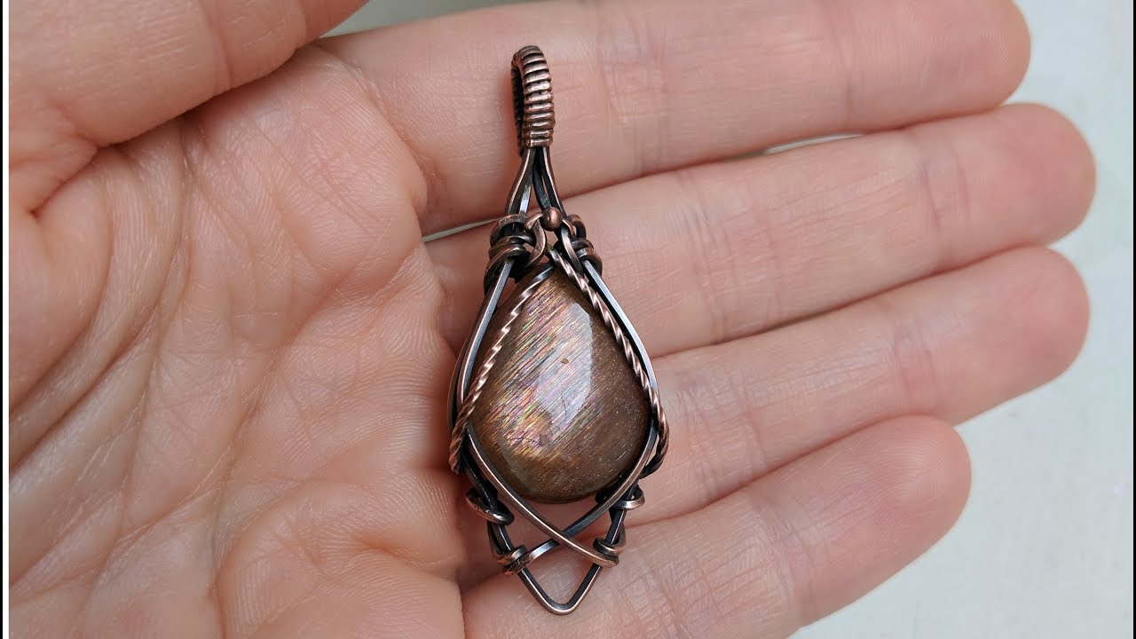 Criss Cross Wire Wrap Pendant with Cabochon tutorial
