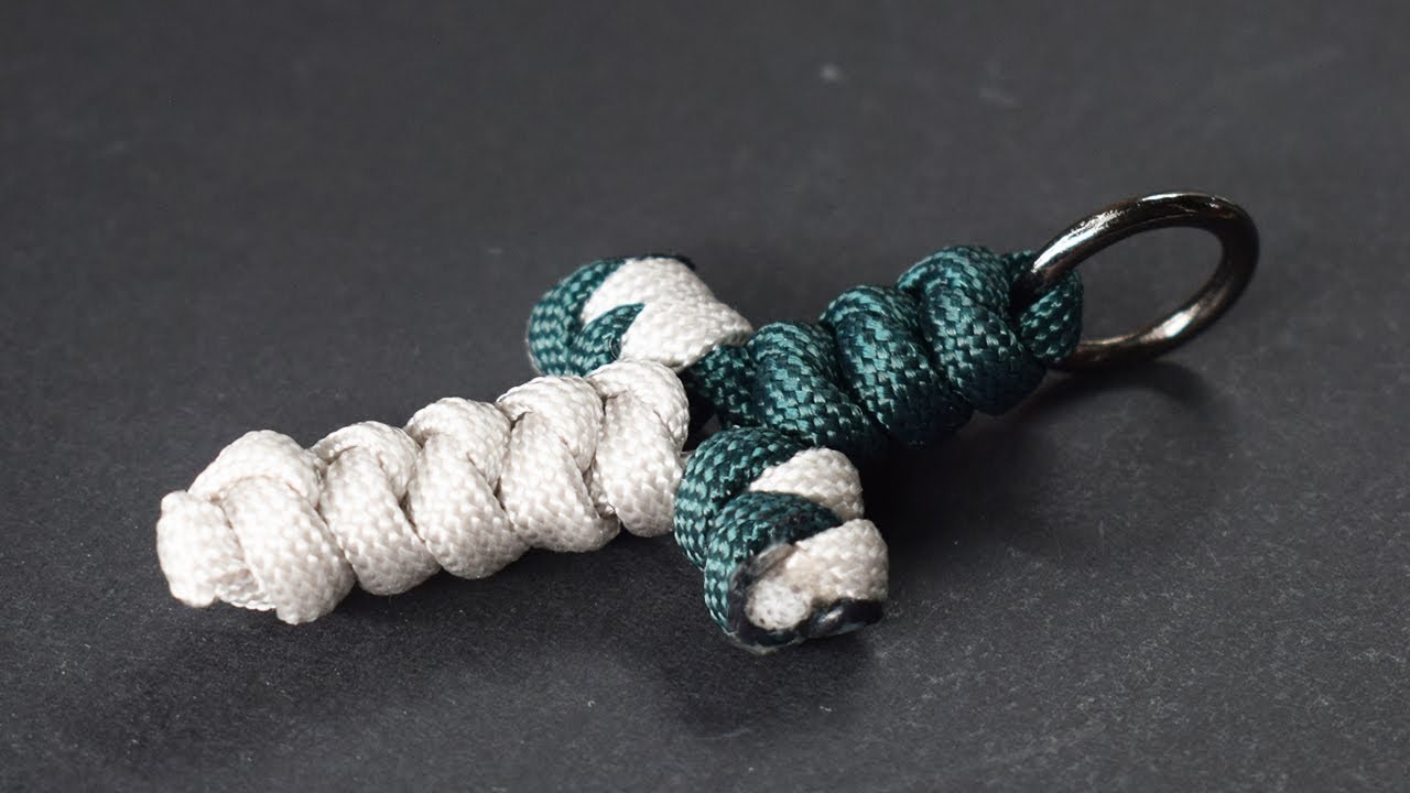 Cruz de paracord - Nudo serpiente