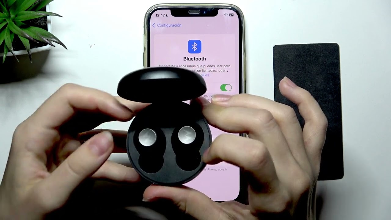 Cómo restablecer de fábrica los MOTOROLA Moto Buds 270