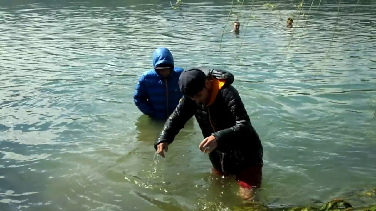 WATERPROOF TEST - Mountain Hardwear vs. AlpinePro