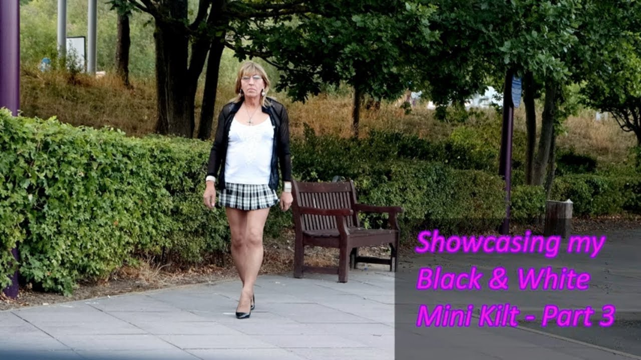 My Black & White Mini Kilt - Part 3: At Bluewater