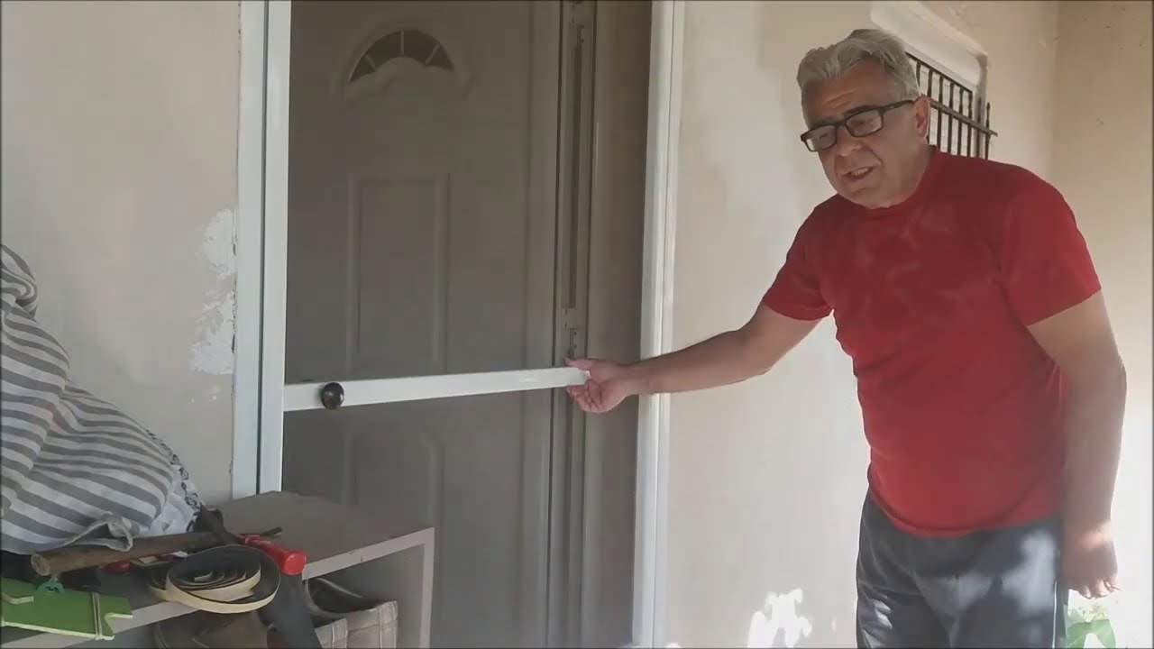 Αλλαγή σήτας σε  πόρτα