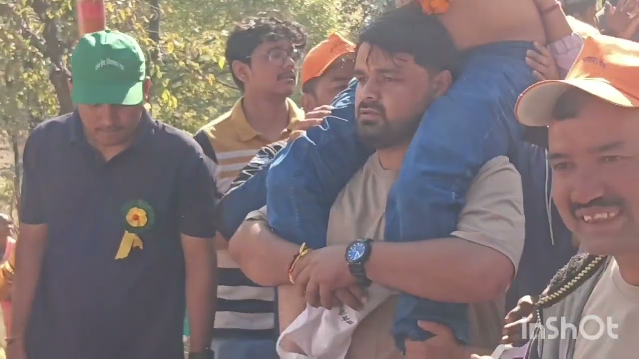ग्राम बिना मल्ली में narankar की पूजाएं में पाया की डाली कटते समय शुन्य गरुड़ का अन्ना