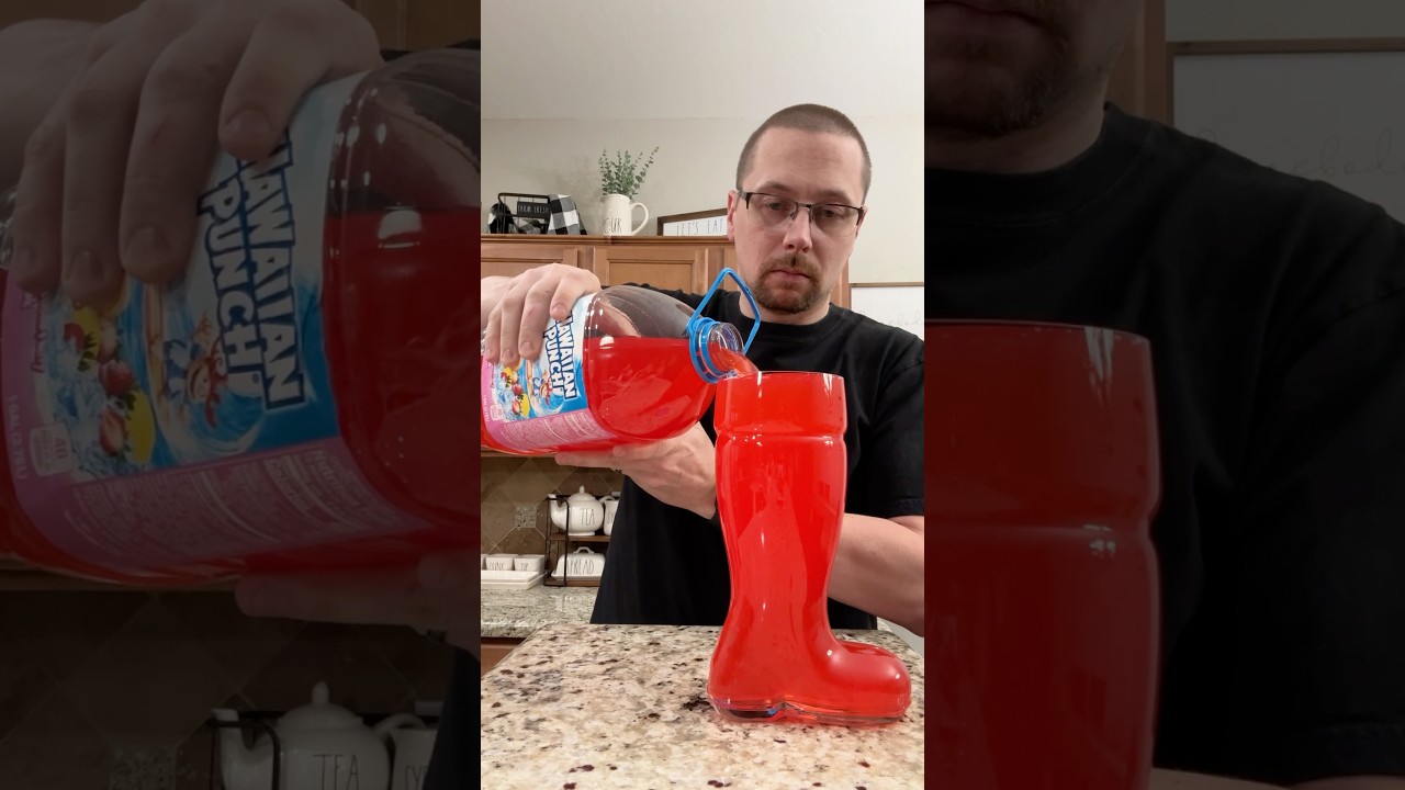 Hawaiian Punch Lemon Berry Squeeze! Let's go! #shorts #hawaiianpunch #chug #chugging