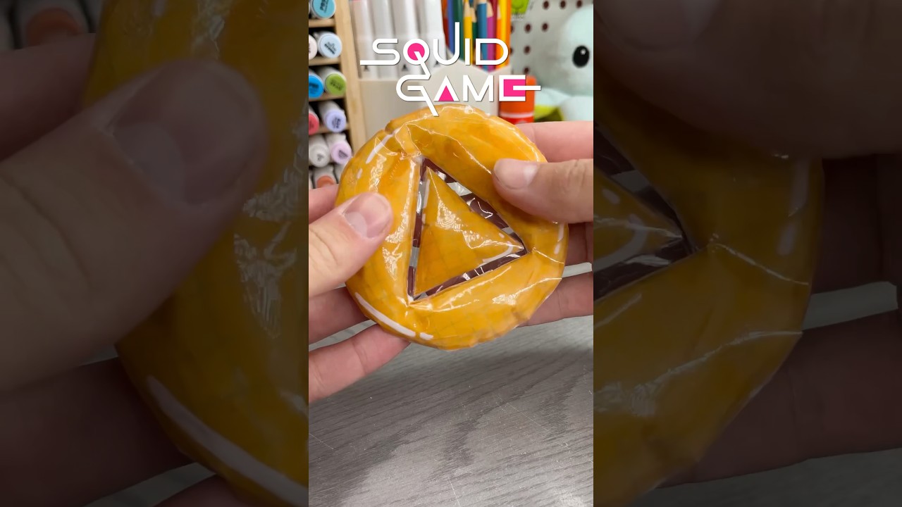 ✨ Squid games Paper squishy!? #papersquishy #squishy #squidgame #squidgame2 #papercraft #cutecrafts￼