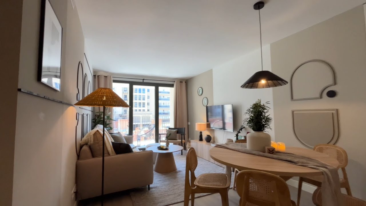 Turru 3 bedroom apartment with pool in Eixample Esquerra Barcelona