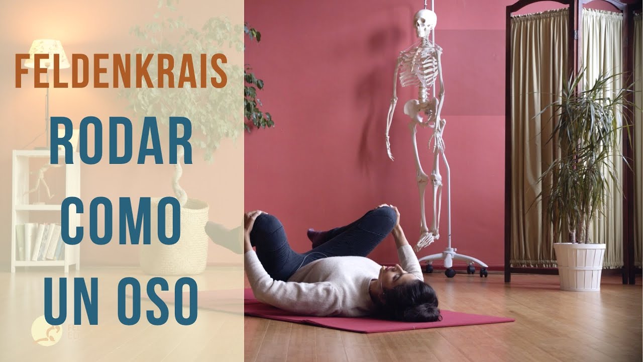 Rueda como un oso y relaja tu espalda con Feldenkrais