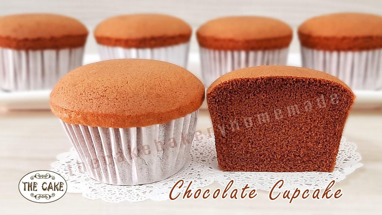 Chocolate Cupcake Recipe/Fluffy/Moist : สูตรช็อกโกแลตคัพเค้ก:By The Cake (easy cake in 5 minutes)