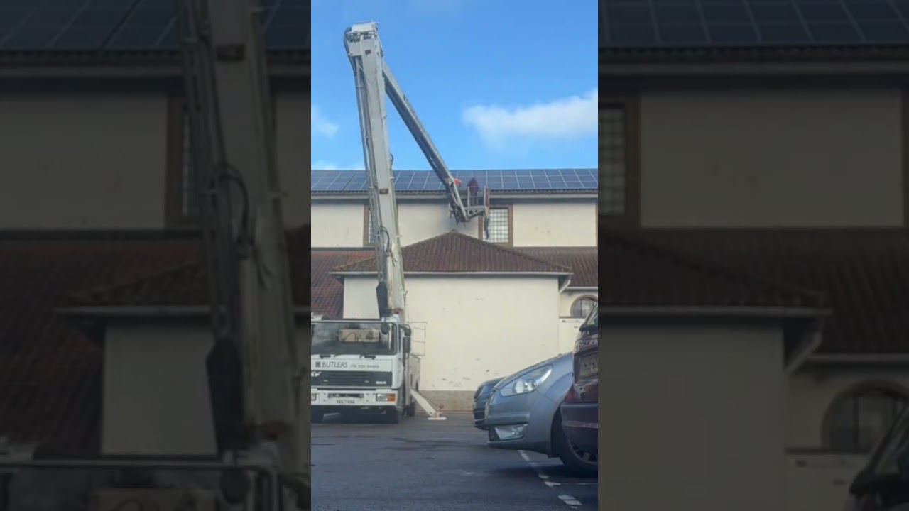 Gutter Cleaning Services 