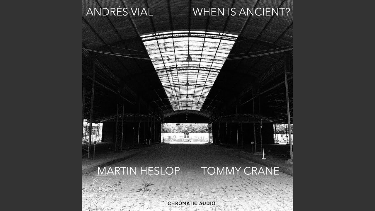 Senderos (feat. Martin Heslop & Tommy Crane)