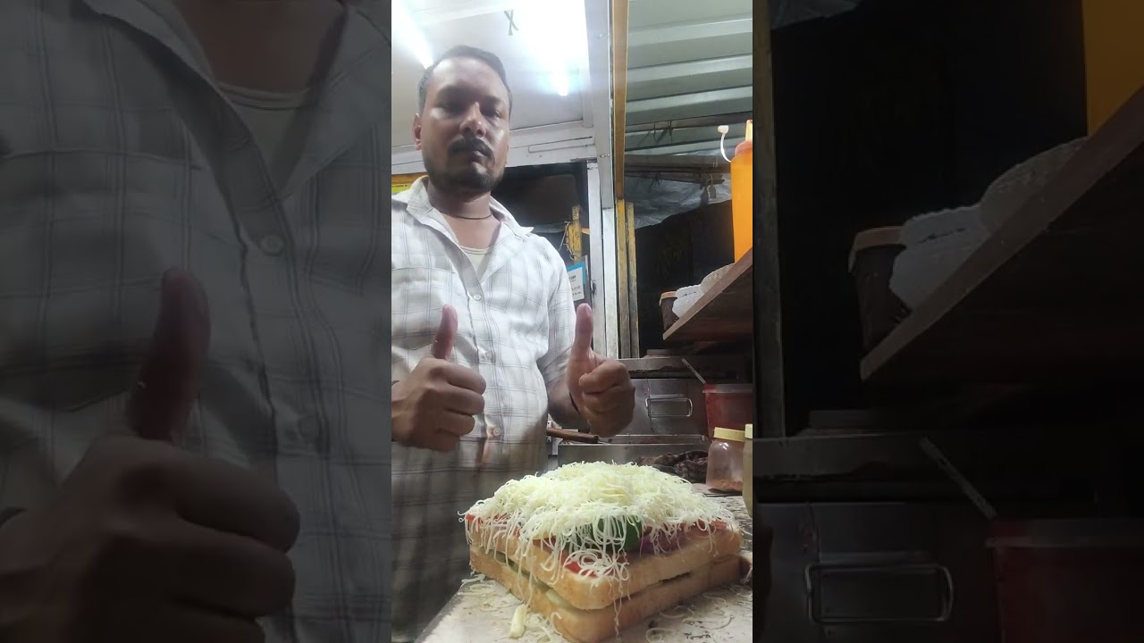 Giril sandwich mumbai stainless #food #chessesandwich #streetfood #breakfastsandwich 