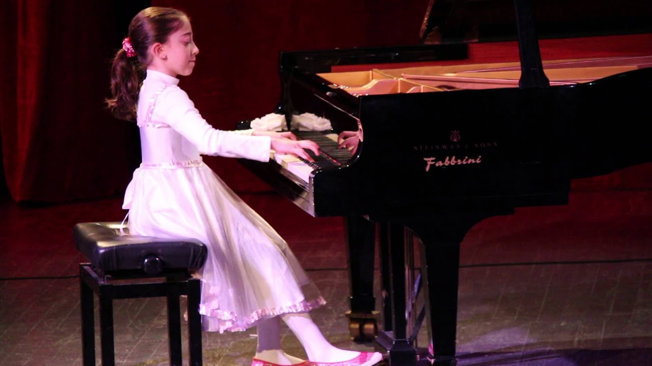 Frederic Chopin, Polonaise in G minor, Op Posth. - Lisa Sahatciu