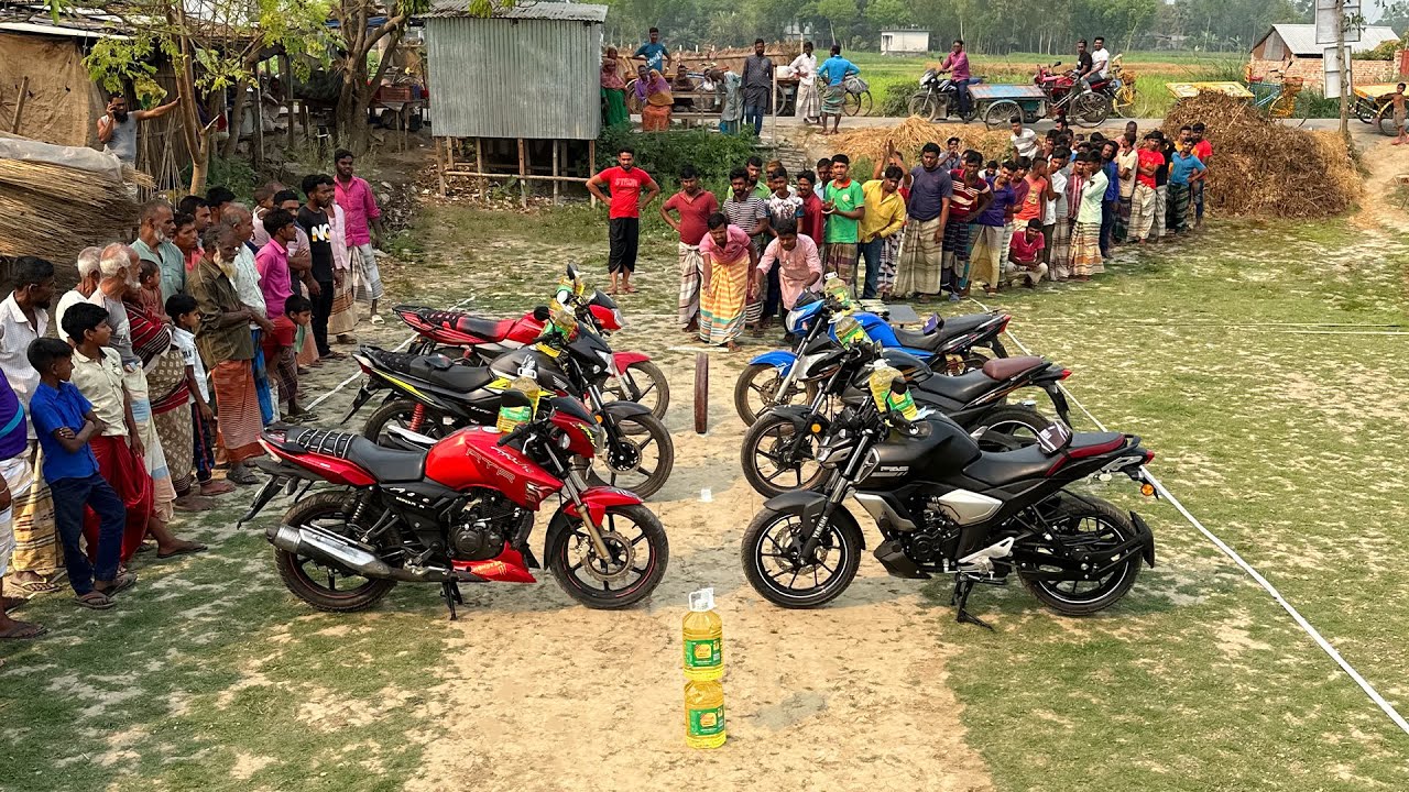 ৬ বাইকের আজব খেলা। কে আগে জিতবে দেখার জন্য গ্রামের সবাই ছুটে  এসে ভিড় জমালো। Motor Bike Funny Game