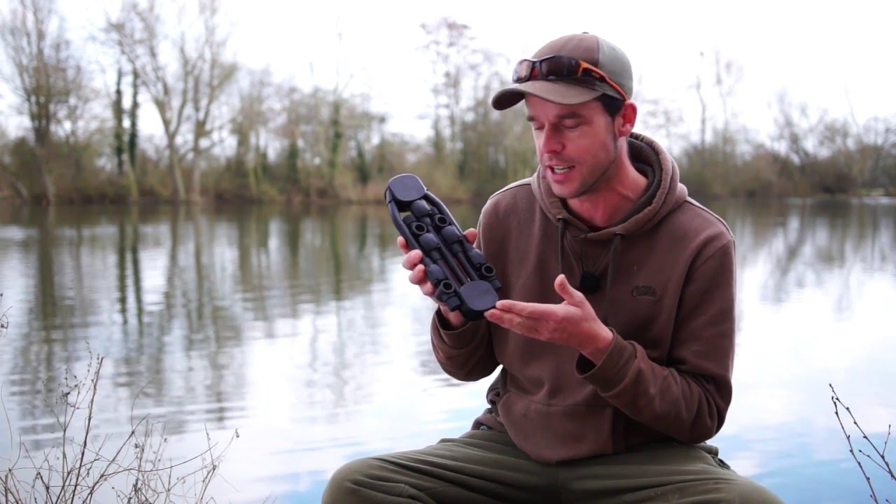 ***CARP FISHING TV*** BLACK LABEL COMPACT POD