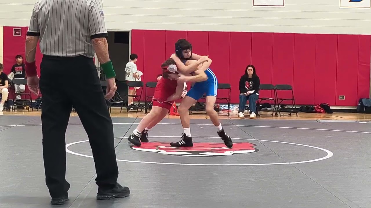 Will Sundling wrestling 2/3 vs TJ period 2