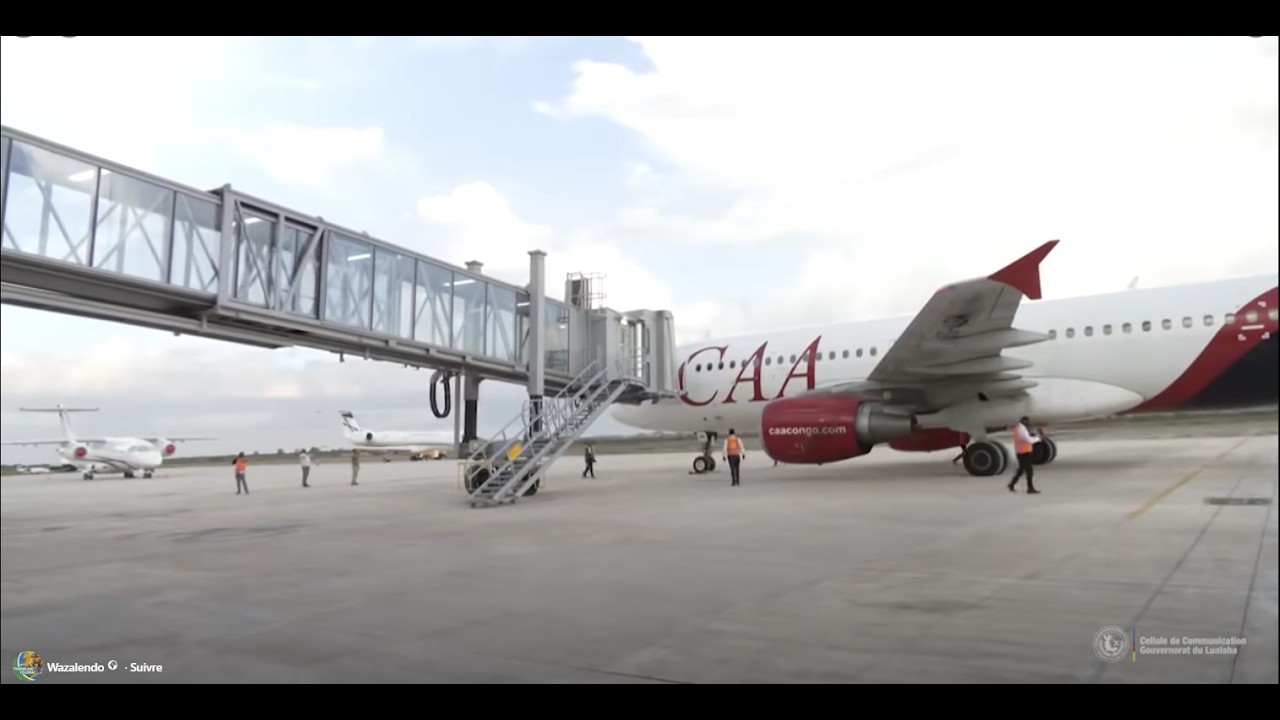 FATSHI TR&Egrave;S SATISFAIT DE LA PASSERELLE D' EMBARQUEMENT DE L' AEROPORT DE KOLWEZI EST OP&Eacute;RATIONNELLE 