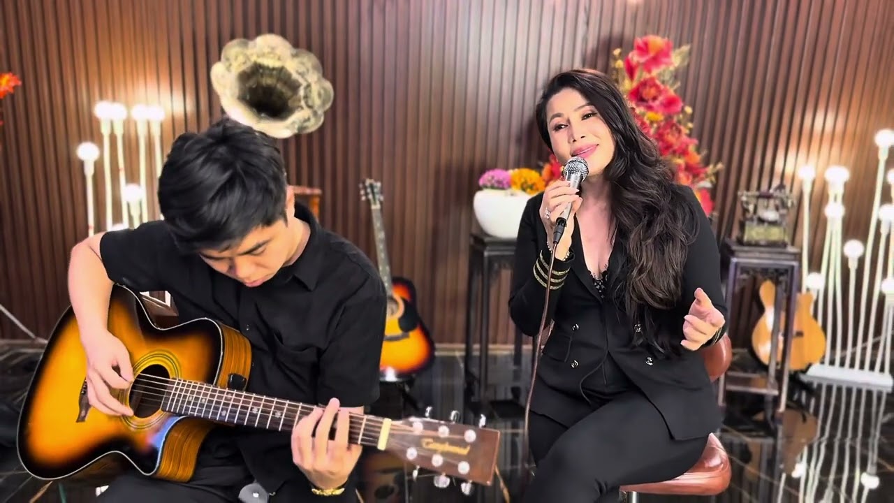 Thành Phố Buồn || Thùy Dương hát Live cực hay