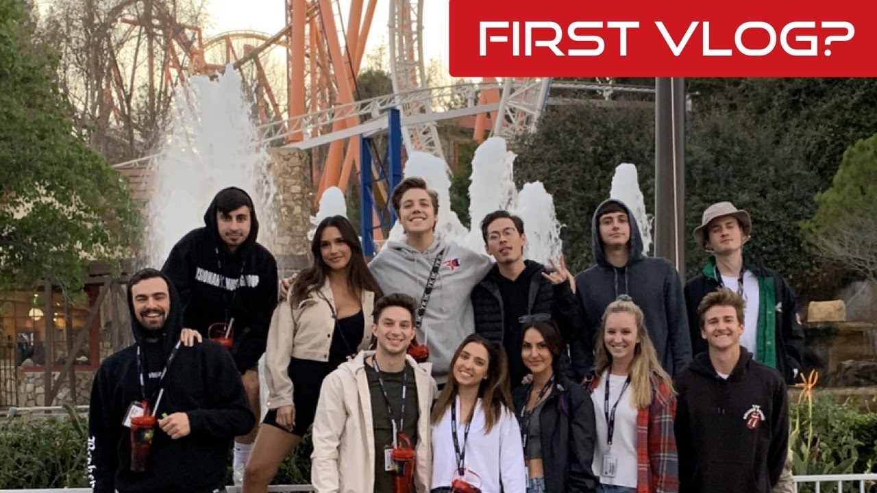 Лучшие друзья отправляются в Six Flags! С участием Кроуфорда Коллинза, Кристиана Сиви, Мэтью Эспи...