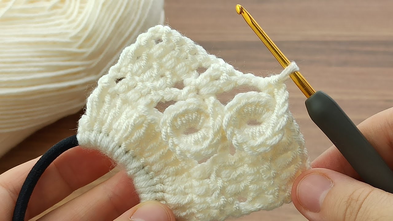 İNCREDİBLE 🍂✅💯 white color Very easy crochet hair band making /baby soft hair band online tutorial