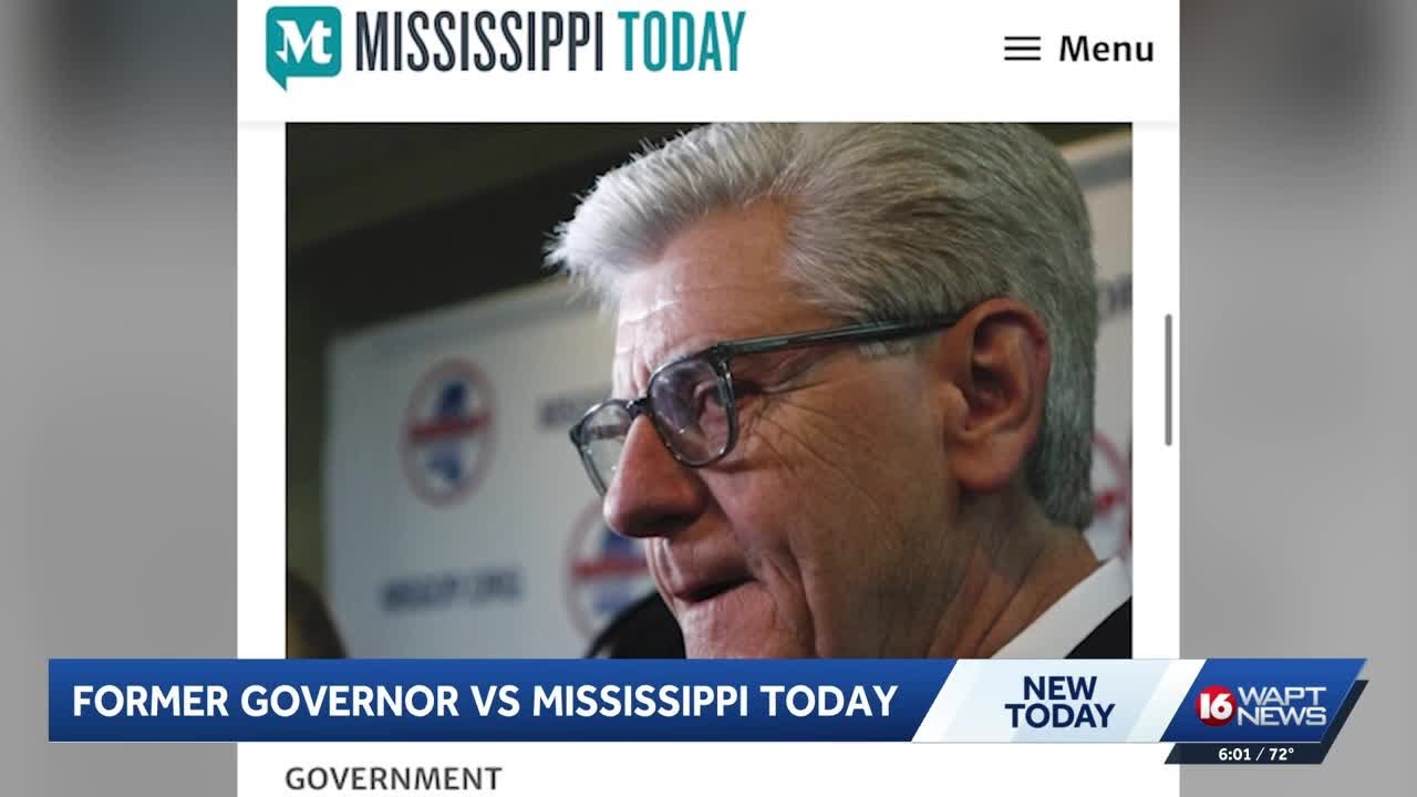 Former governor asks Mississippi Supreme Court to revive lawsuit