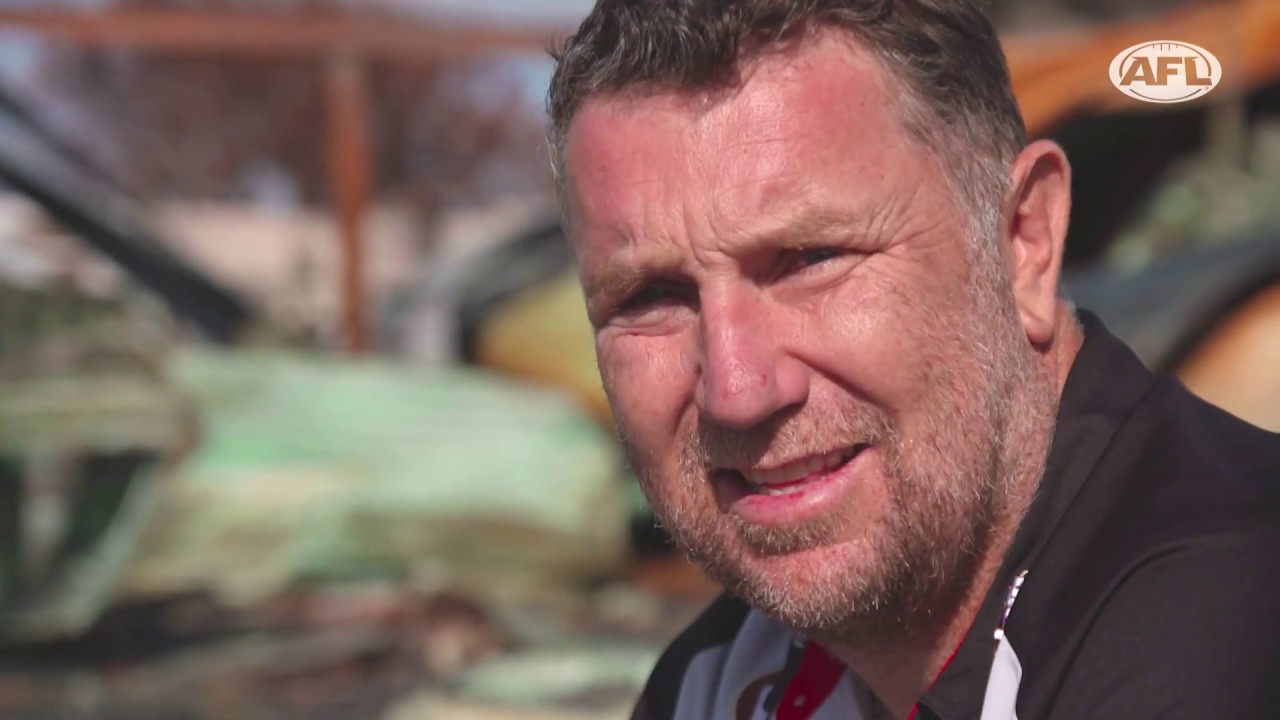 Brendon Lade's emotional return to fire-ravaged Kangaroo Island | 2020 | AFL