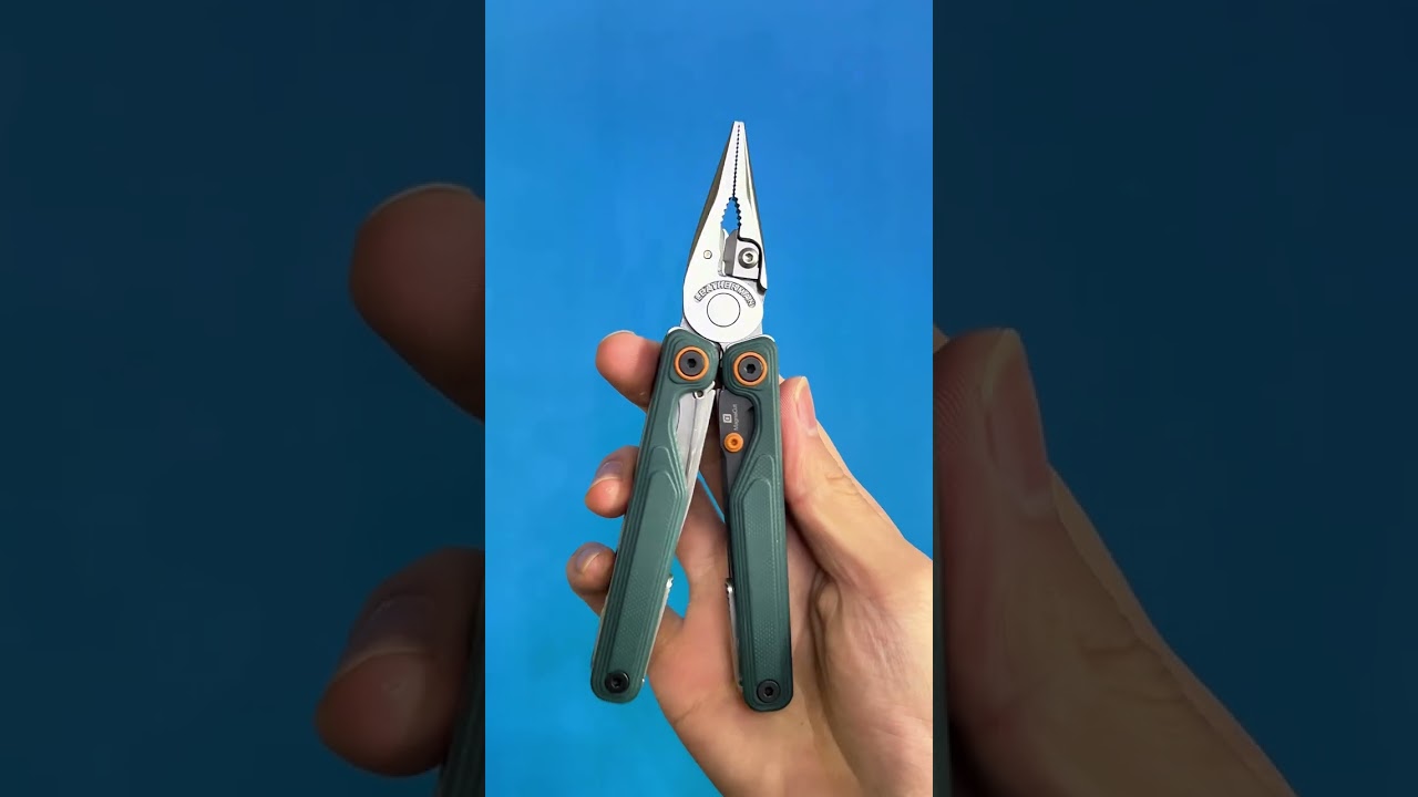 The Leatherman Wave® Alpha is the most versatile portable tool of choice.#edc #tools