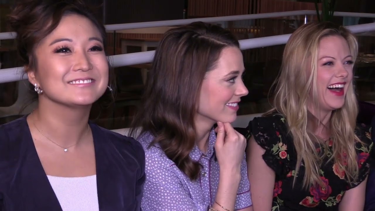 Interview: It's a Broadway Super-Clique! A Chitchat with the Ladies of MEAN GIRLS