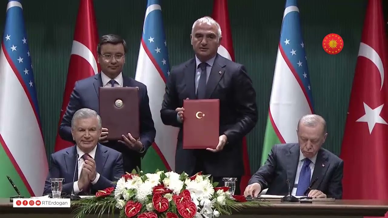 Cumhurbaşkanımız Erdoğan, Özbekistan Cumhurbaşkanı Mirziyoyev  ile ortak basın toplantısı düzenledi
