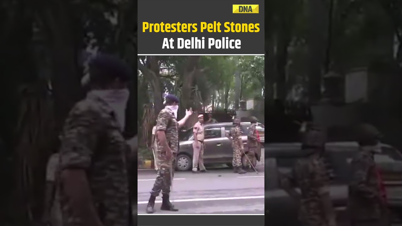 CJP Protest: Protesters Pelt Stones At Delhi Police On Feroz Shah Road CJP Vs BJP | Jantar Mantar