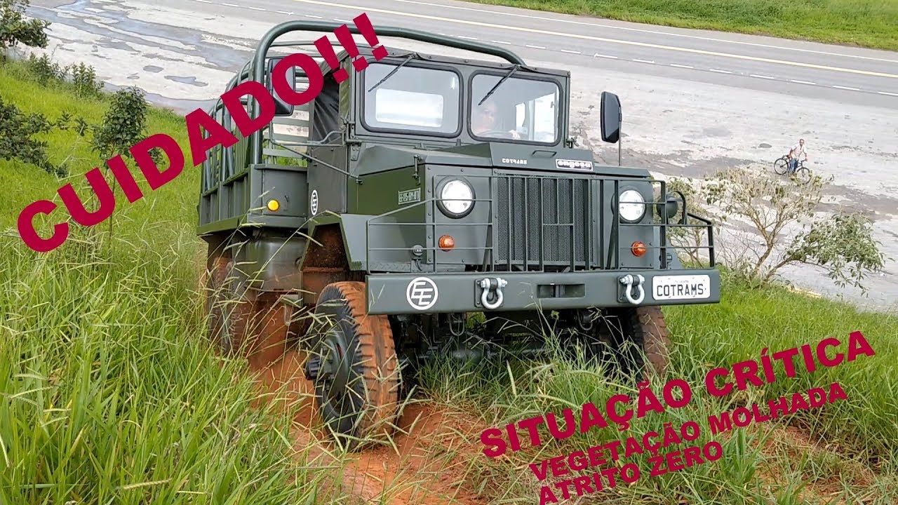 Engesa EE-25 6x6 subindo o barranco da BR354