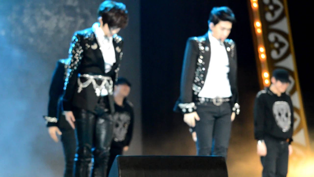 DMTN- Safety Zone performance @ Lotte World 16/02/13