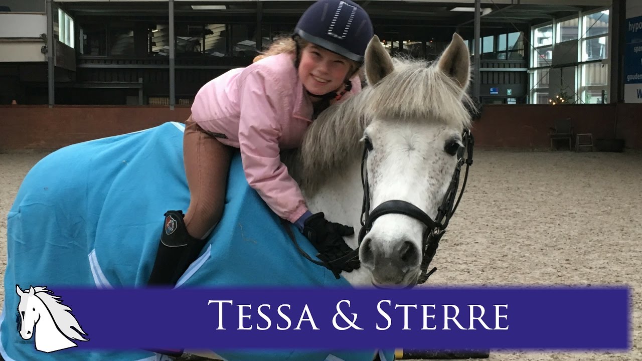 Tessa krijgt haar pony Sterre * Hart voor Paarden *