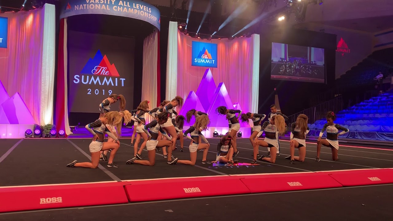 Intensity Athletics High Voltage (international junior 3)
