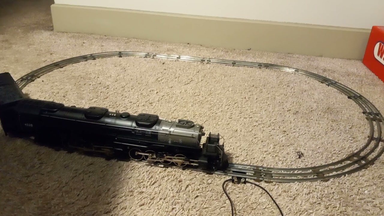 Can a Mth railking Big boy run on 0-27 curves