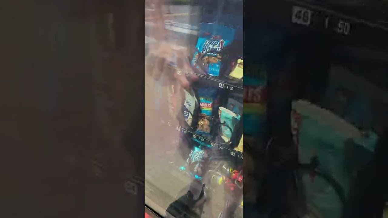 CC Snack Vending Machine