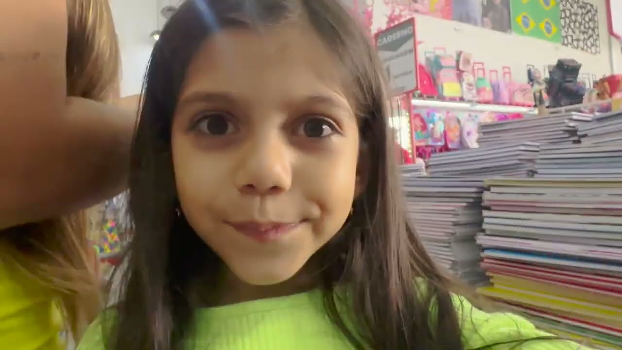 COMPRANDO O MEU MATERIAL ESCOLAR - 2024 !