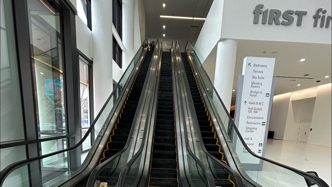 Kone Escalators At The First Financial Center In Downtown Cincinnati, OH