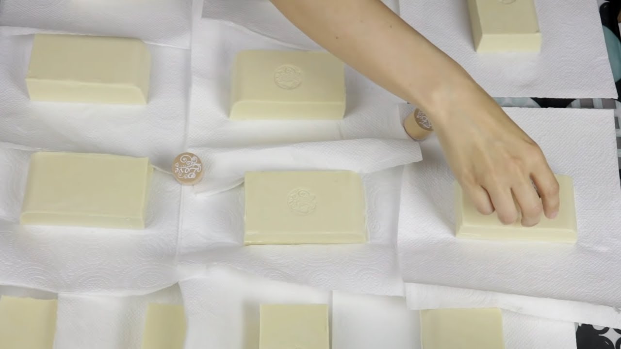 Cómo hacer JABÓN CASERO con ACEITE